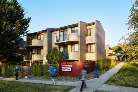 Manuka Park Serviced Apartments - Schoolies Week Accommodation 0