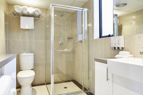 Manuka Park Serviced Apartments - Schoolies Week Accommodation 30