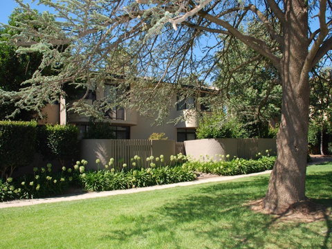 Manuka Park Serviced Apartments - Schoolies Week Accommodation 20