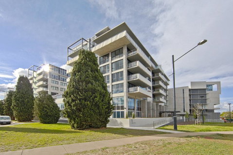 Realm Park 39 Barton ACT - Schoolies Week Accommodation 8