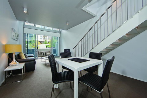 Realm Park 39 Barton ACT - Schoolies Week Accommodation 21