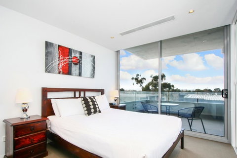 Realm Park 39 Barton ACT - Schoolies Week Accommodation 44