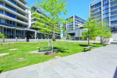 Realm Park 39 Barton ACT - Schoolies Week Accommodation 23