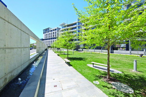 Realm Park 39 Barton ACT - Schoolies Week Accommodation 24