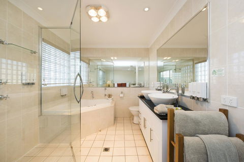 Soldiers Motel - Schoolies Week Accommodation 11