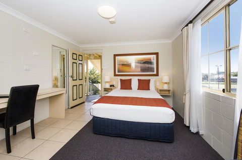 Soldiers Motel - Schoolies Week Accommodation 9