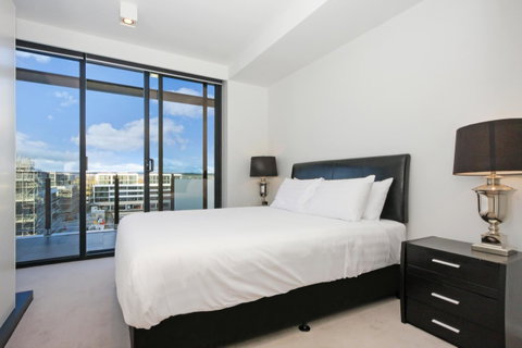 Dockside 4 Kingston ACT - Schoolies Week Accommodation 16