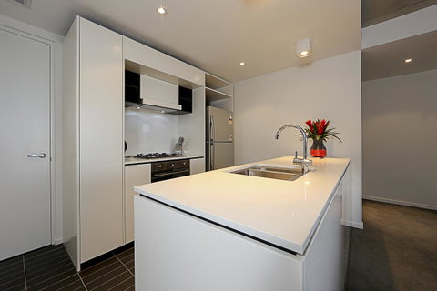 Dockside 4 Kingston ACT - Schoolies Week Accommodation 21