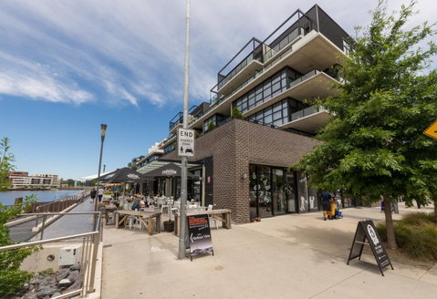 Dockside 4 Kingston ACT - Schoolies Week Accommodation 8