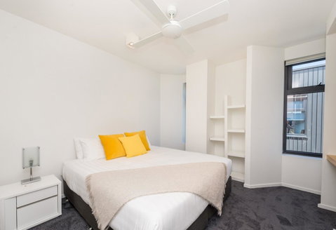 Dockside 4 Kingston ACT - Schoolies Week Accommodation 3