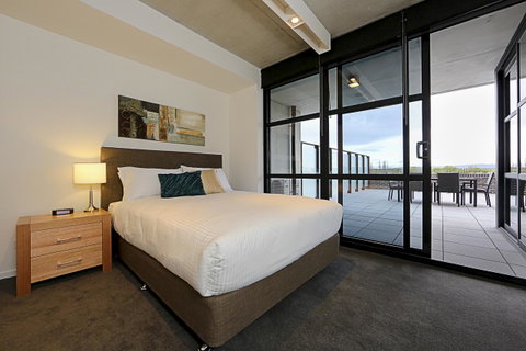 Dockside 4 Kingston ACT - Schoolies Week Accommodation 22