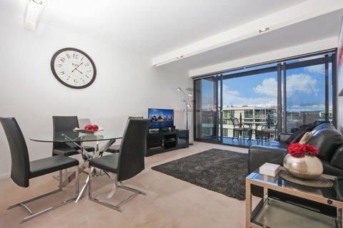 Dockside 4 Kingston ACT - Schoolies Week Accommodation 13