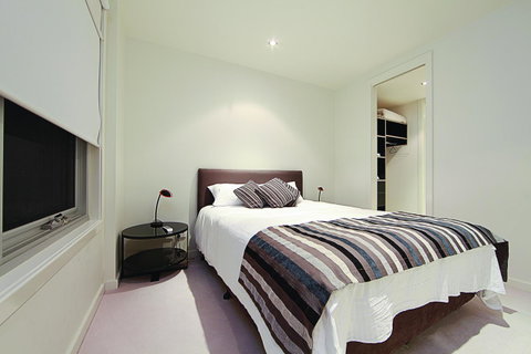 Trieste 4 - Schoolies Week Accommodation 23