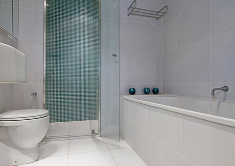 Trieste 4 - Schoolies Week Accommodation 25