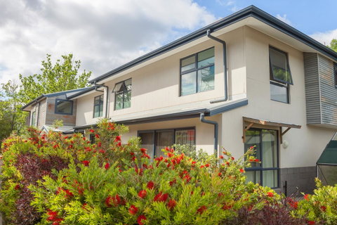 One Of A Kind Apartments - Schoolies Week Accommodation 38