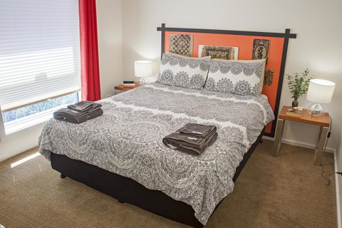 One Of A Kind Apartments - Schoolies Week Accommodation 13