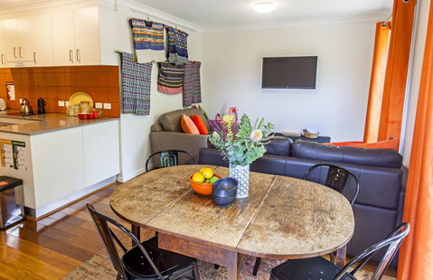 One Of A Kind Apartments - Schoolies Week Accommodation 1
