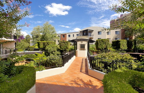 AAC Apartments - Griffin - Schoolies Week Accommodation 2