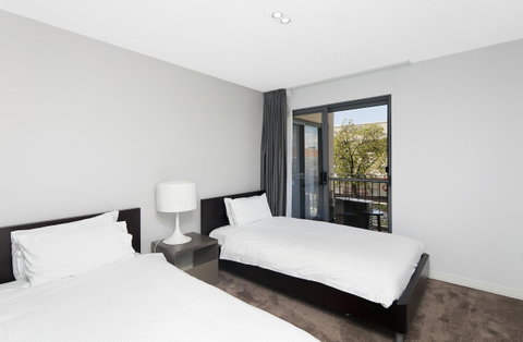AAC Apartments - Griffin - Schoolies Week Accommodation 9