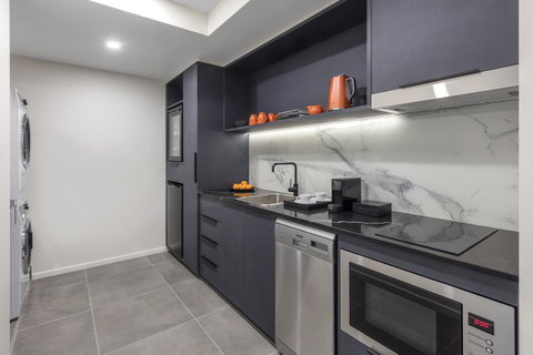 Deco Hotel Canberra - Schoolies Week Accommodation 8