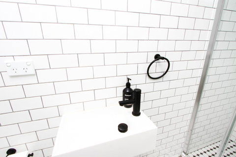 Accommodate Canberra - Parbery - Schoolies Week Accommodation 17