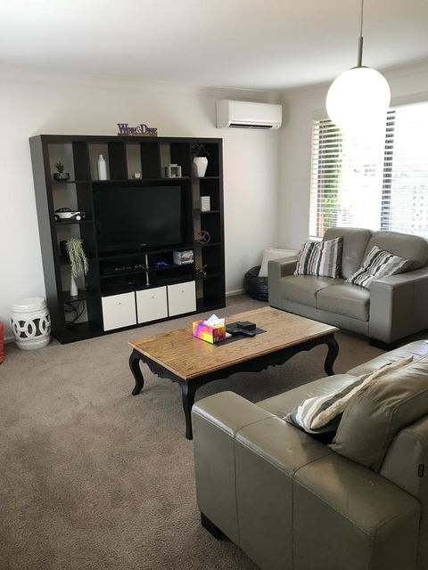 Central Tranquility Heart Of Orange - Schoolies Week Accommodation 7