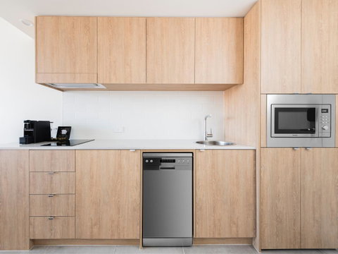 Abode Kingston - Schoolies Week Accommodation 5