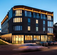 Abode Kingston - Schoolies Week Accommodation