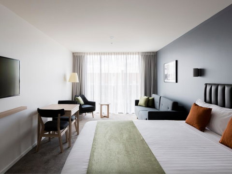 Abode Kingston - Schoolies Week Accommodation 3