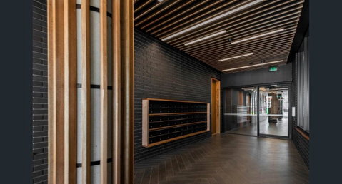 Stylish, Modern, Cute As A Button - Braddon CBD - Schoolies Week Accommodation 1