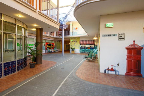 Quality Hotel Dickson - Schoolies Week Accommodation 29