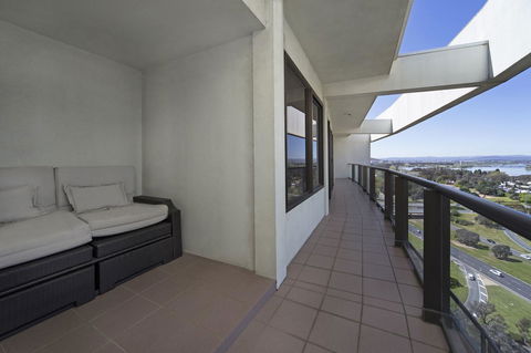 BreakFree Capital Tower Apartments - Schoolies Week Accommodation 35