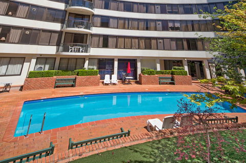 BreakFree Capital Tower Apartments - Schoolies Week Accommodation 3