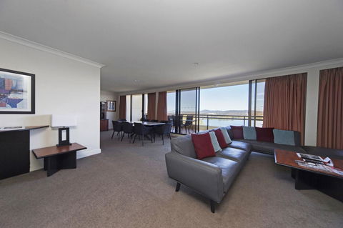 BreakFree Capital Tower Apartments - Schoolies Week Accommodation 30