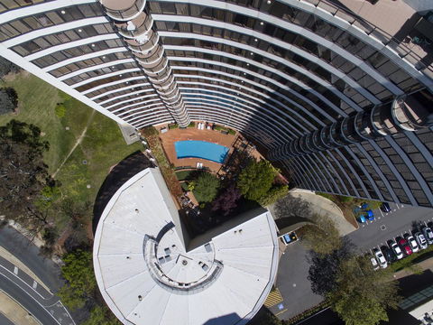 BreakFree Capital Tower Apartments - Schoolies Week Accommodation 2