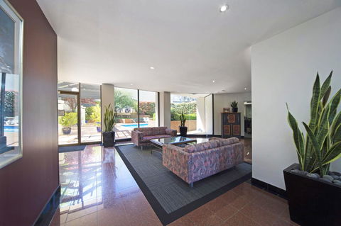 BreakFree Capital Tower Apartments - Schoolies Week Accommodation 22