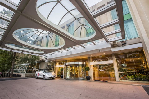 Rydges Canberra - Schoolies Week Accommodation 16