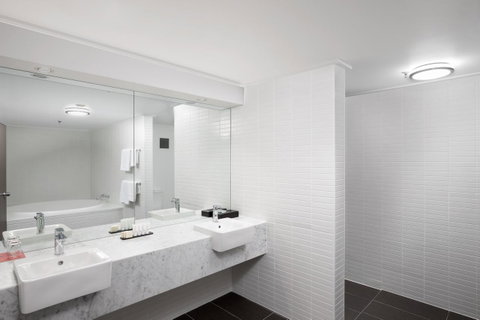Rydges Canberra - Schoolies Week Accommodation 39