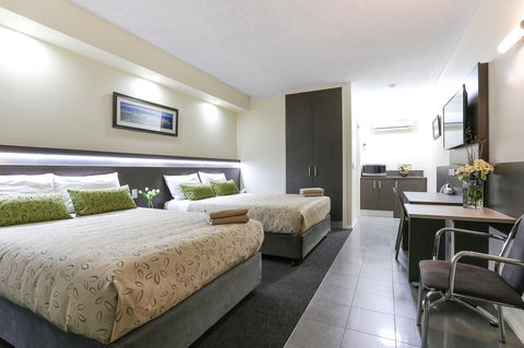 Morphettville Motor Inn - Schoolies Week Accommodation 12