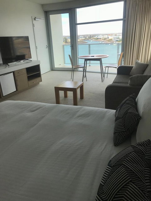 Wallaroo Marina Stayz - Schoolies Week Accommodation 19