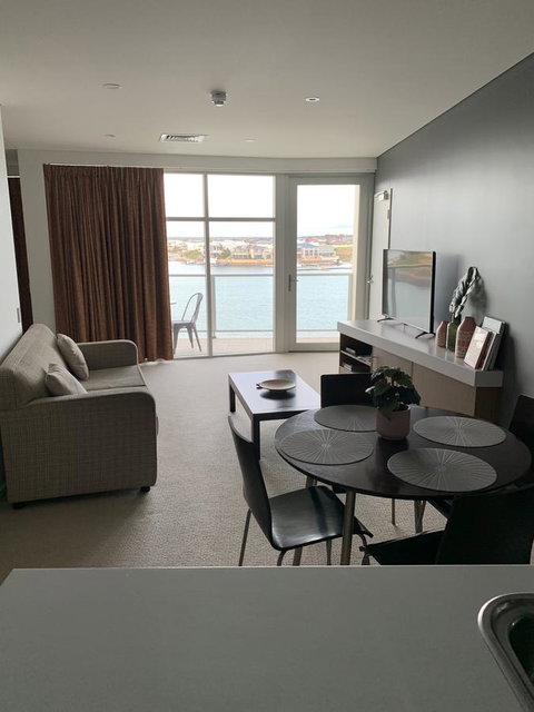 Wallaroo Marina Stayz - Schoolies Week Accommodation 9