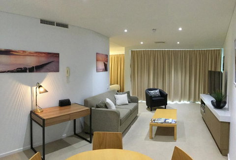 Wallaroo Marina Waterfront Luxe Apartment - Schoolies Week Accommodation 5