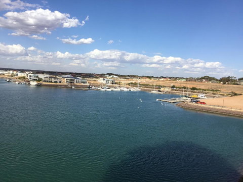 Wallaroo Marina Waterfront Luxe Apartment - Schoolies Week Accommodation 21
