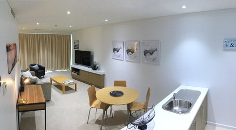 Wallaroo Marina Waterfront Luxe Apartment - Schoolies Week Accommodation 4