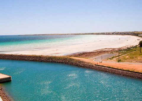 Wallaroo Marina Waterfront Luxe Apartment - Schoolies Week Accommodation 23