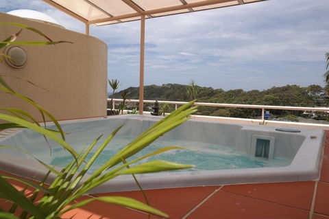 Pacific Bay Resort - Schoolies Week Accommodation 13