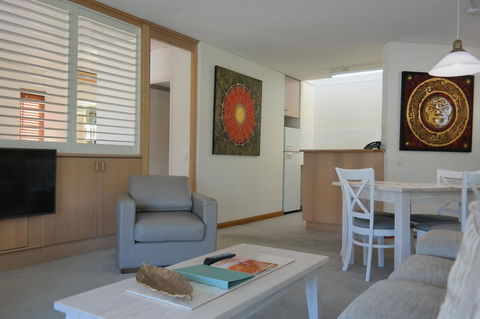 Pacific Bay Resort - Schoolies Week Accommodation 7