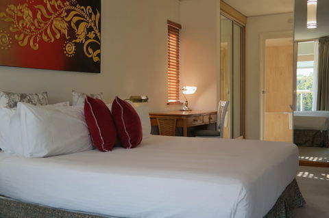 Pacific Bay Resort - Schoolies Week Accommodation 2