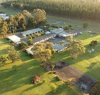 William Macintosh Motor Lodge - Schoolies Week Accommodation