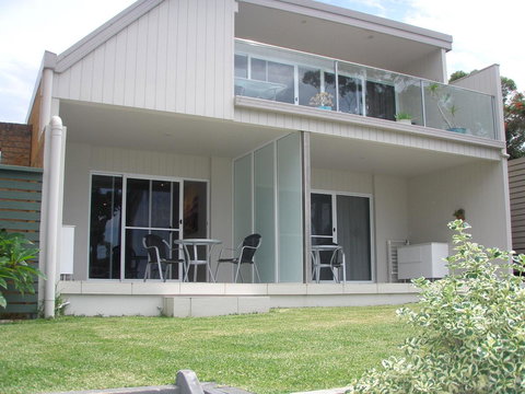 Mollymook Beach Waterfront - Schoolies Week Accommodation 14